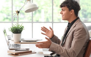 How to Connect Bose Headphones to Mac